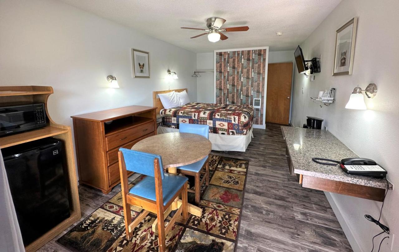 Myrtle Lane Inn Randolph エクステリア 写真